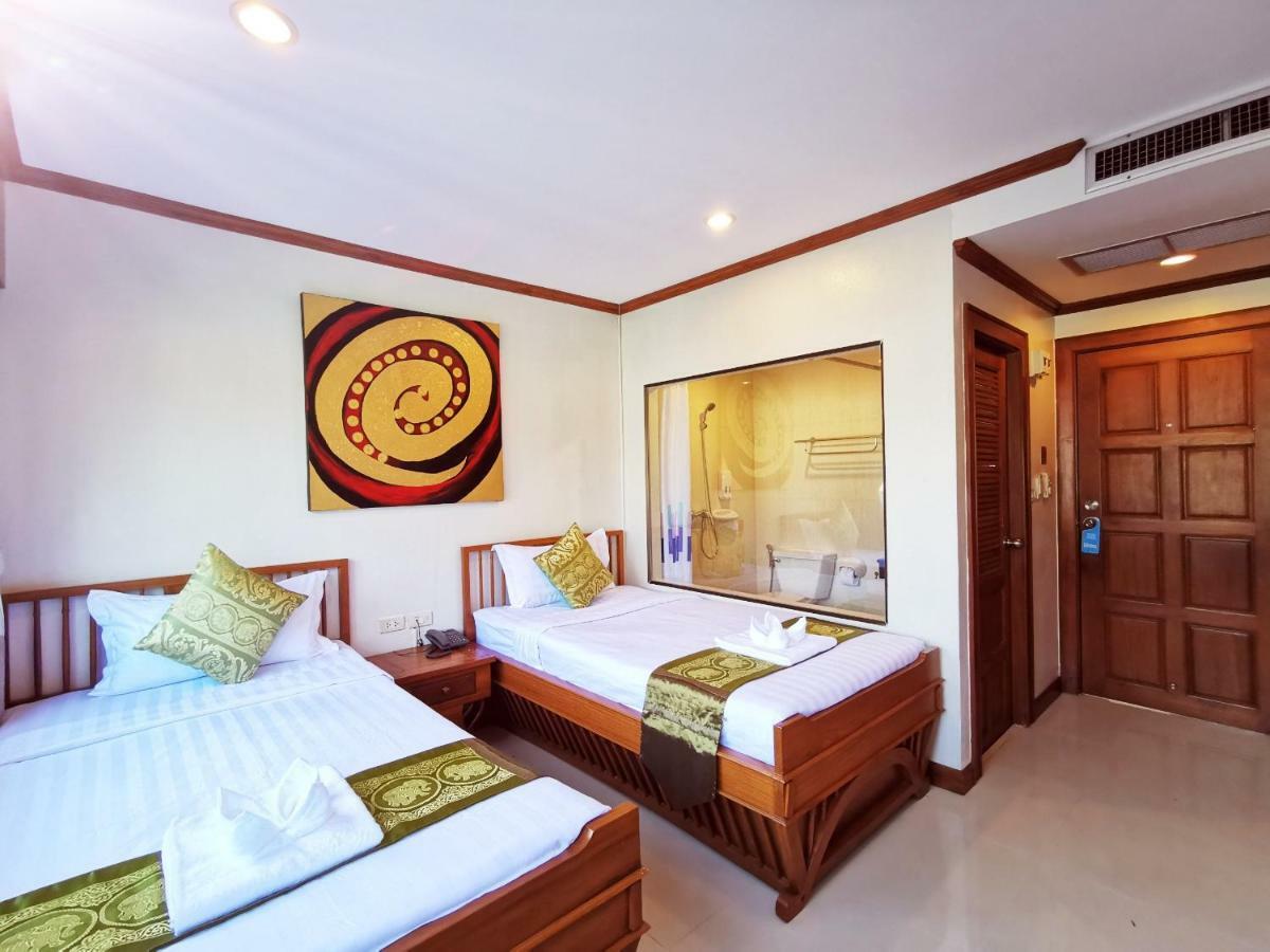 Az Hotel Patong Экстерьер фото