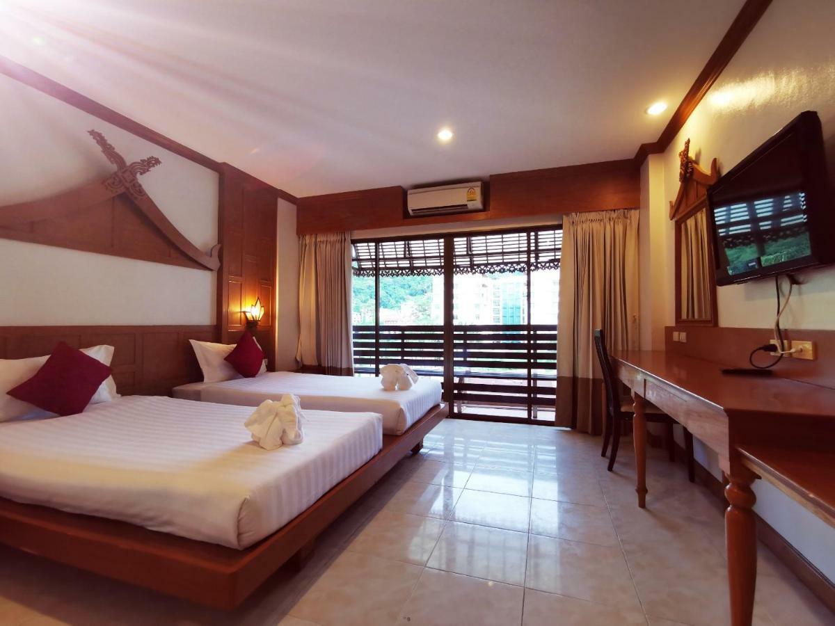 Az Hotel Patong Экстерьер фото