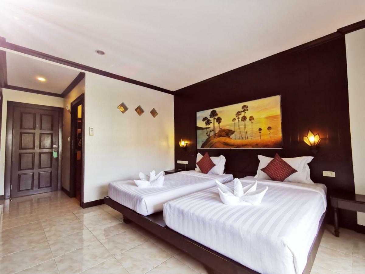 Az Hotel Patong Экстерьер фото