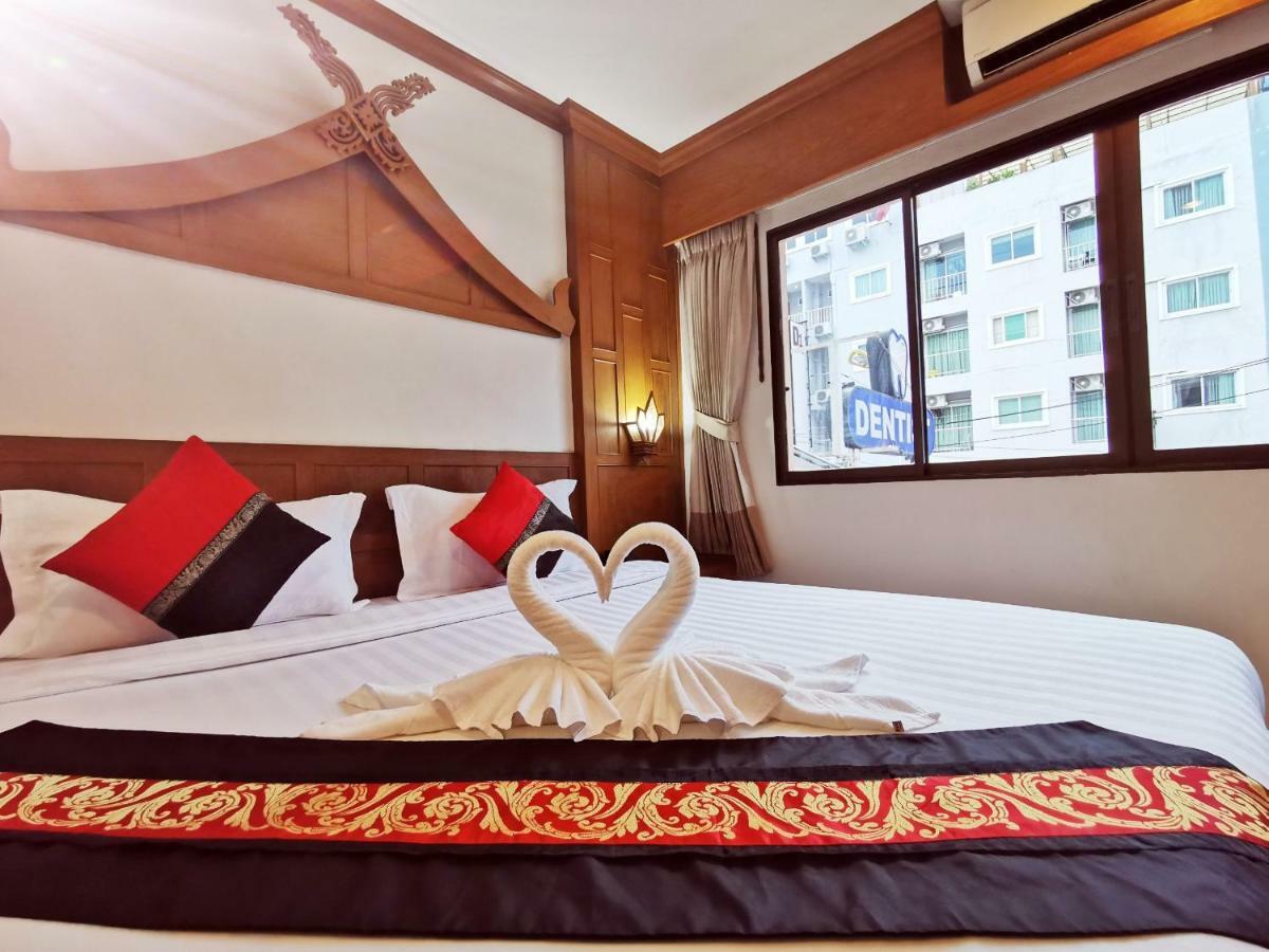 Az Hotel Patong Экстерьер фото