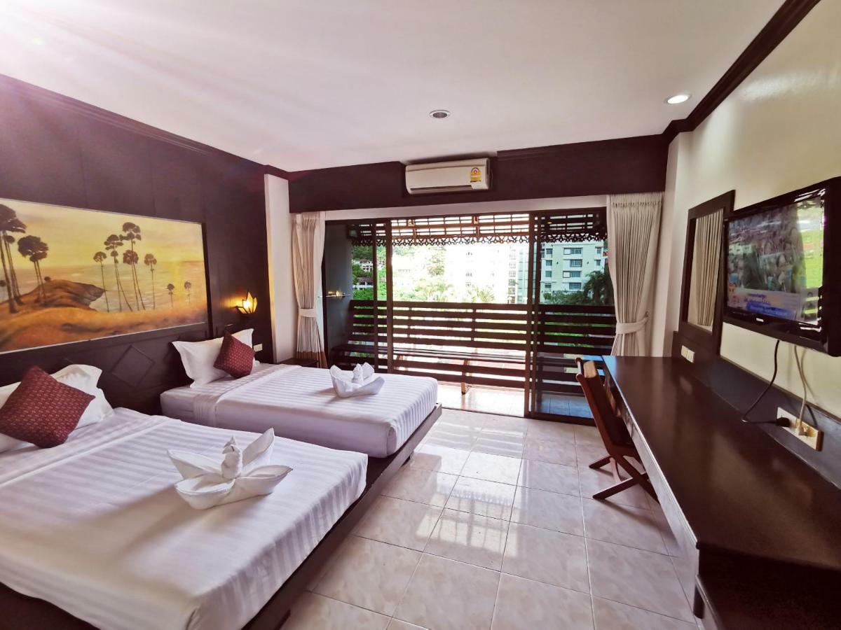 Az Hotel Patong Экстерьер фото